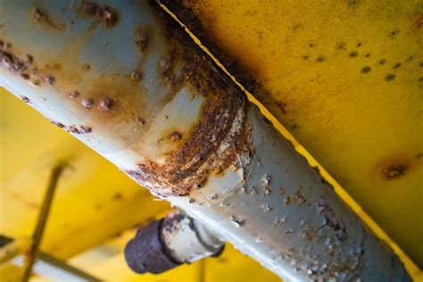 removing rust from galvanized metal